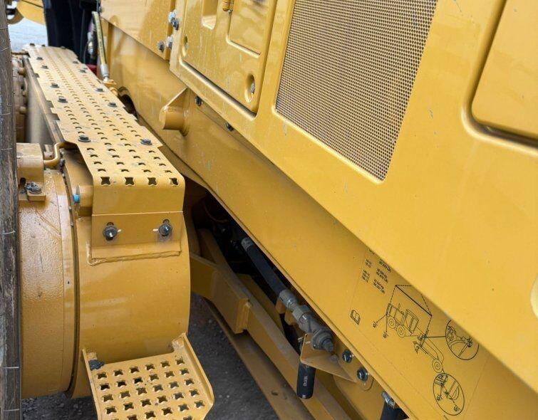 CATERPILLAR  140 AWD ***IMPECCABLE***